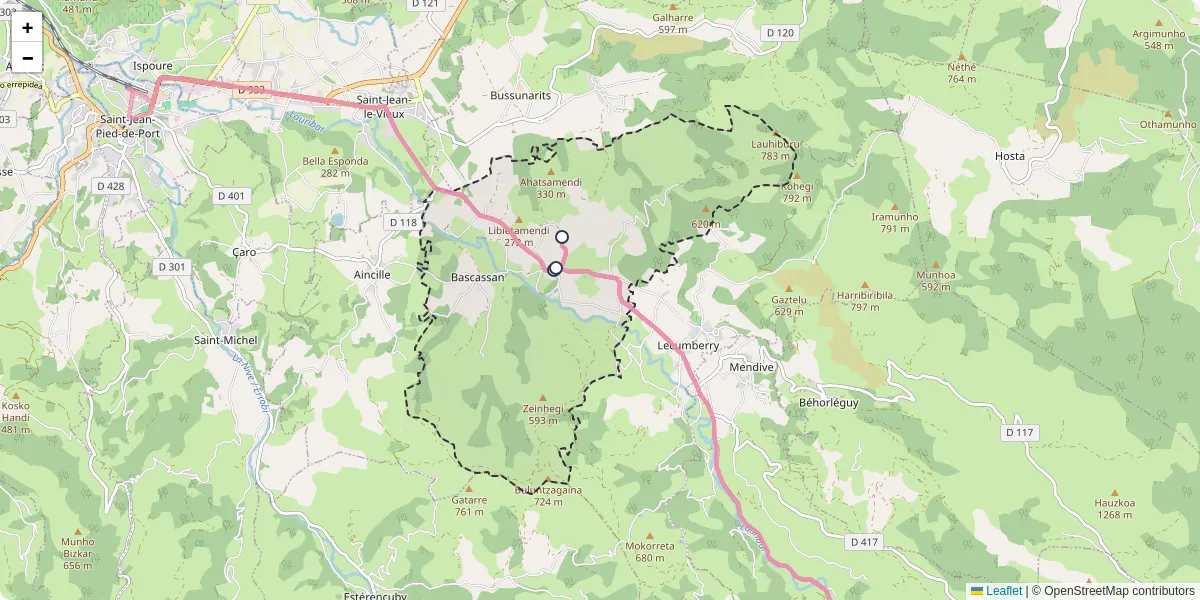 Carte du réseau de transport en commun à Ahaxe-Alciette-Bascassan - lignes de bus et arrêts