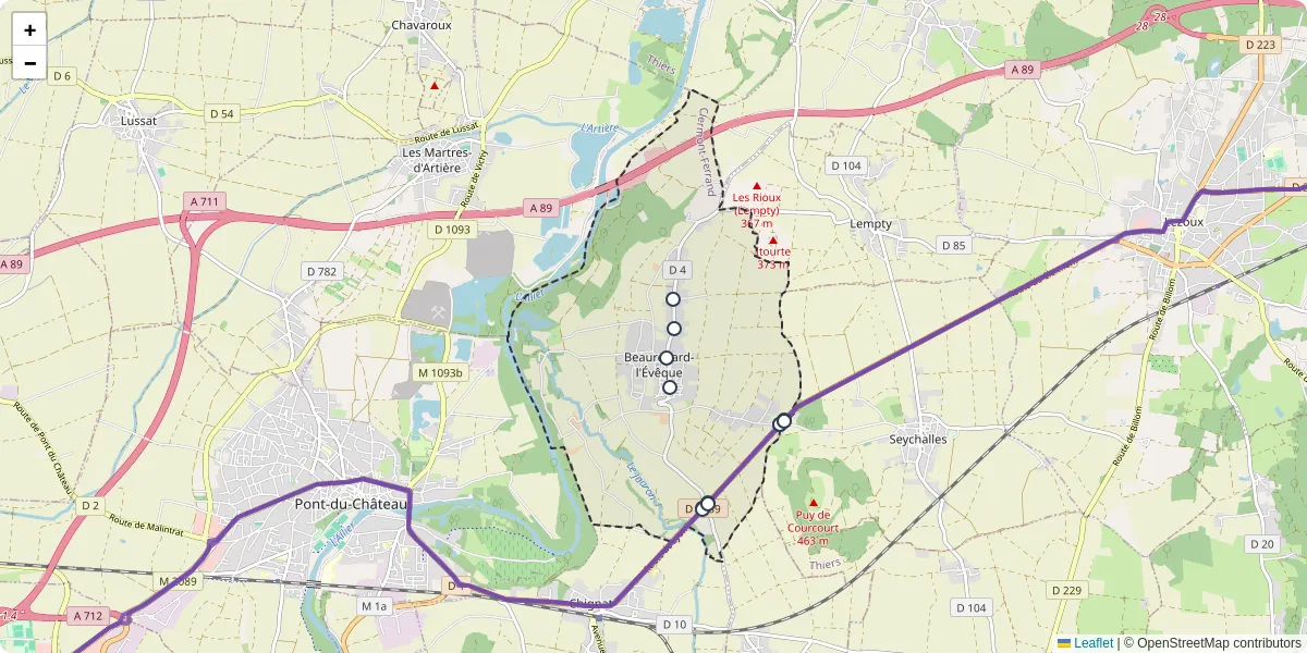 Carte du réseau de transport en commun à Beauregard-l'Évêque - lignes de bus et arrêts