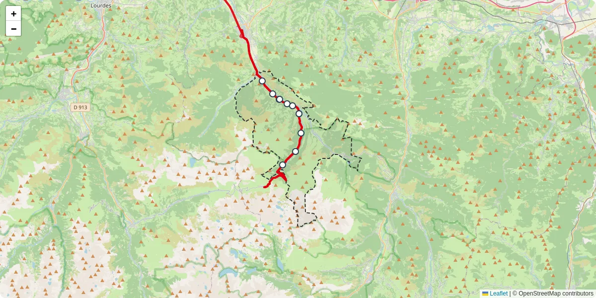 Carte du réseau de transport en commun à Campan - lignes de bus et arrêts
