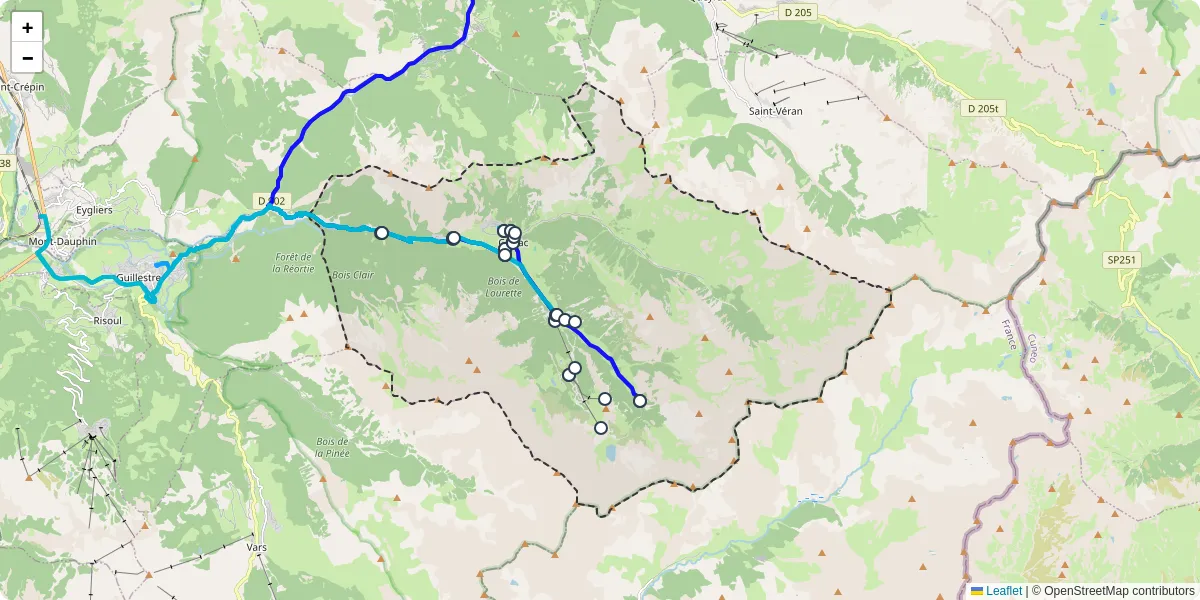 Carte du réseau de transport en commun à Ceillac - lignes de bus et arrêts