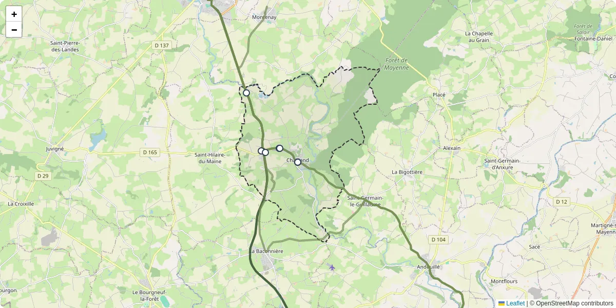 Carte du réseau de transport en commun à Chailland - lignes de bus et arrêts