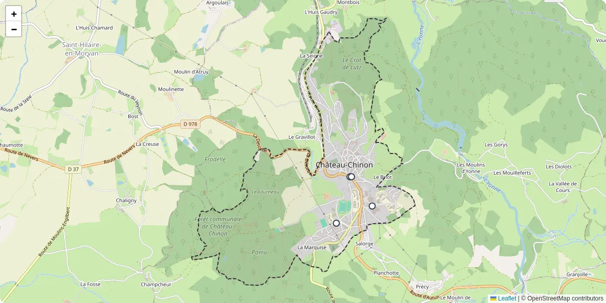 Carte du réseau de transport en commun à Château-Chinon (Ville) - lignes de bus et arrêts