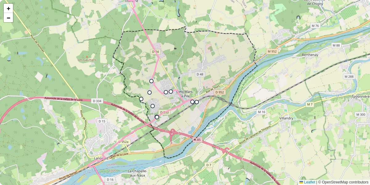 Carte du réseau de transport en commun à Cinq-Mars-la-Pile - lignes de bus et arrêts