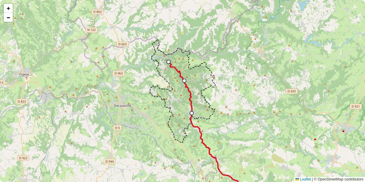 Carte du réseau de transport en commun à Conques-en-Rouergue - lignes de bus et arrêts
