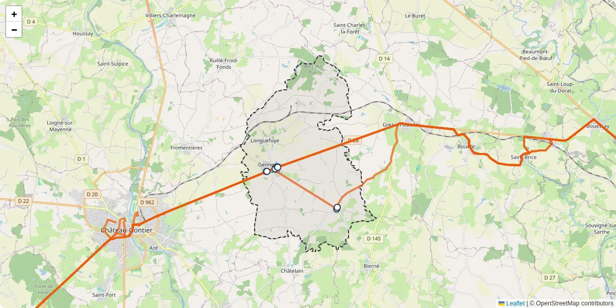 Carte du réseau de transport en commun à Gennes-Longuefuye - lignes de bus et arrêts