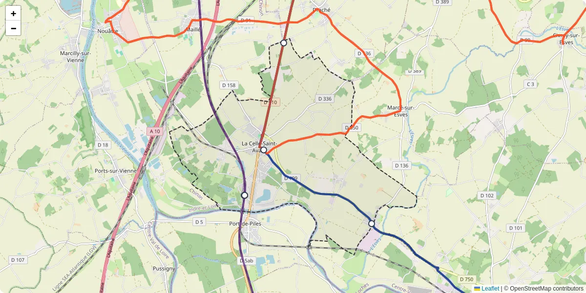 Carte du réseau de transport en commun à La Celle-Saint-Avant - lignes de bus et arrêts