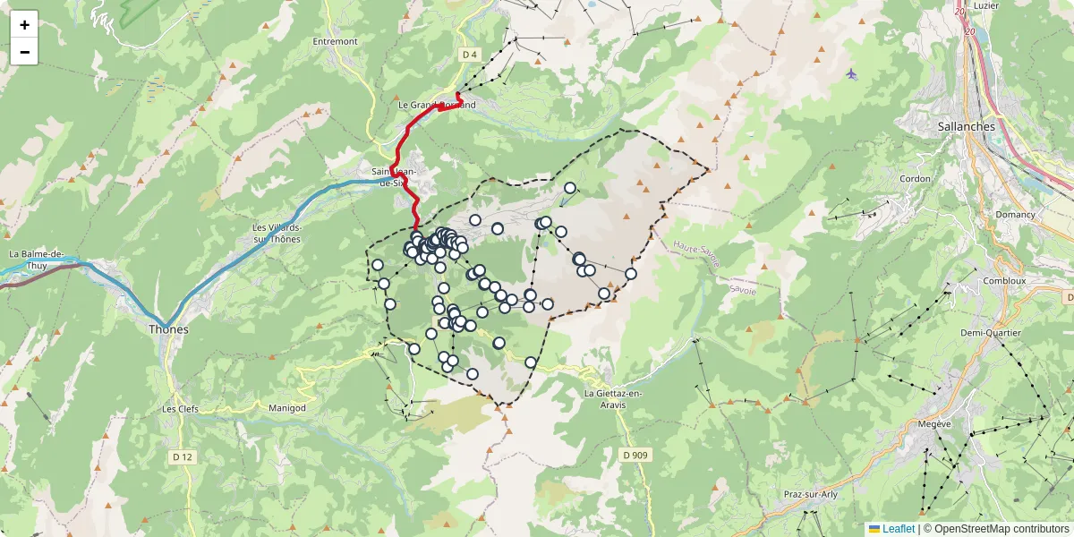 Carte du réseau de transport en commun à La Clusaz - lignes de bus et arrêts