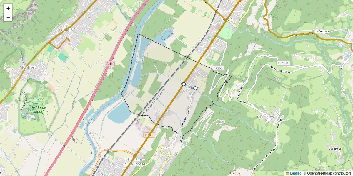 Carte du réseau de transport en commun à La Pierre - lignes de bus et arrêts