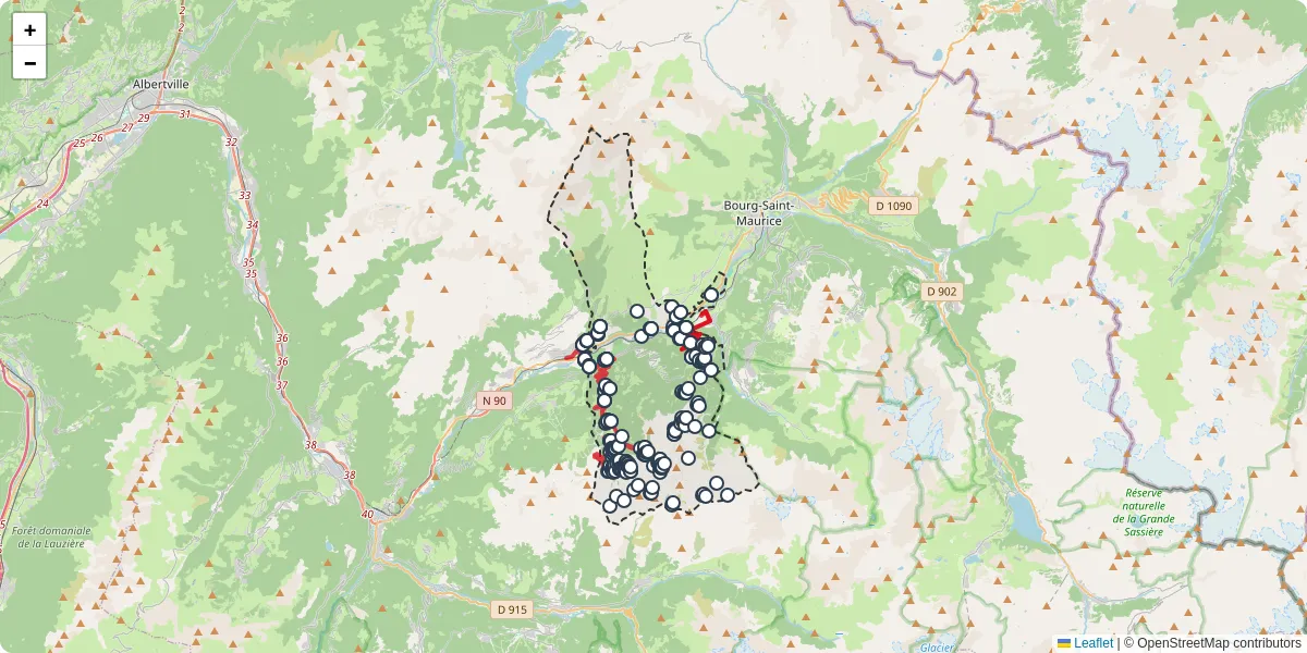 Carte du réseau de transport en commun à La Plagne-Tarentaise - lignes de bus et arrêts