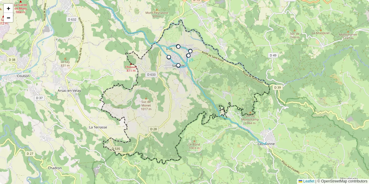 Carte du réseau de transport en commun à Lantriac - lignes de bus et arrêts