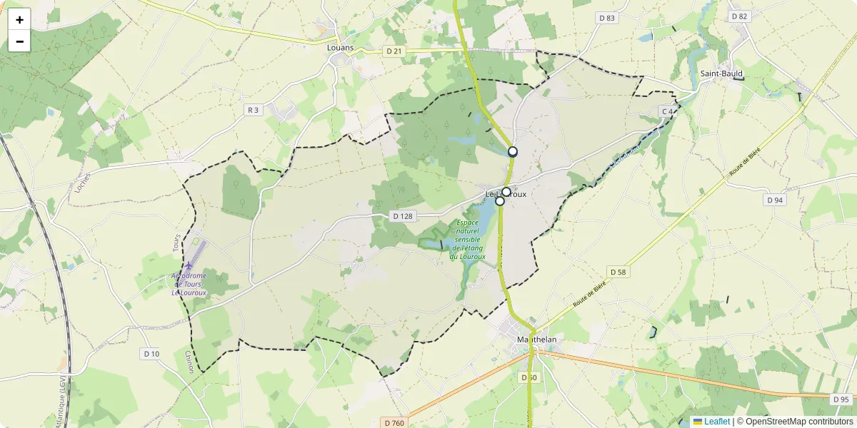 Carte du réseau de transport en commun à Le Louroux - lignes de bus et arrêts