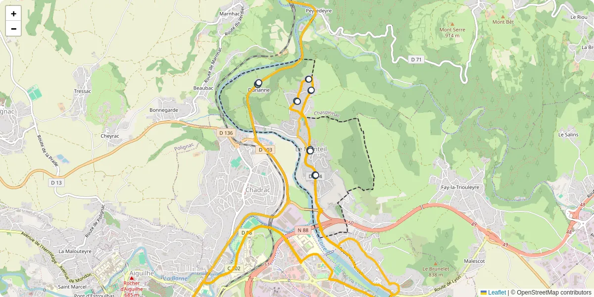 Carte du réseau de transport en commun à Le Monteil - lignes de bus et arrêts