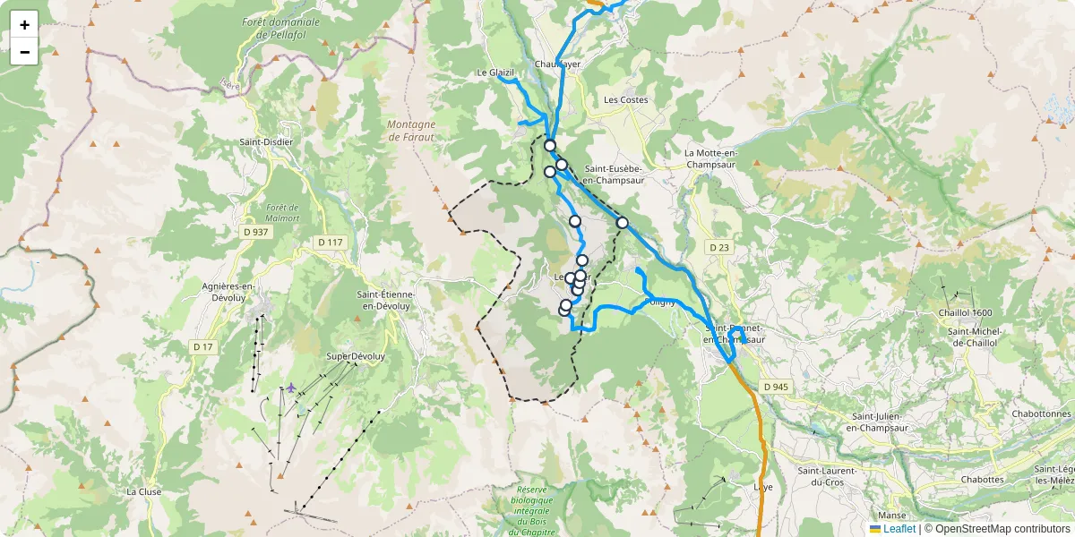 Carte du réseau de transport en commun à Le Noyer - lignes de bus et arrêts