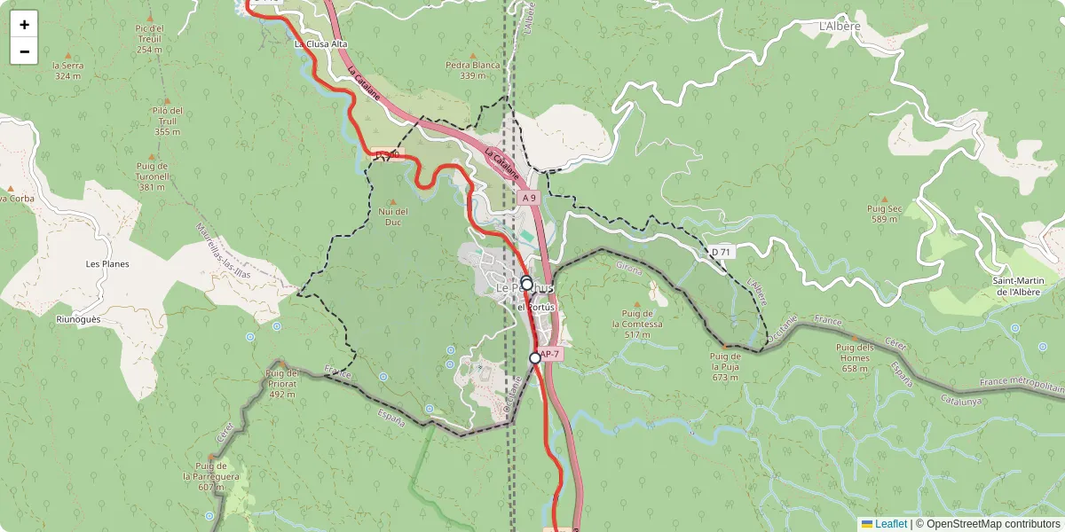 Carte du réseau de transport en commun à Le Perthus - lignes de bus et arrêts