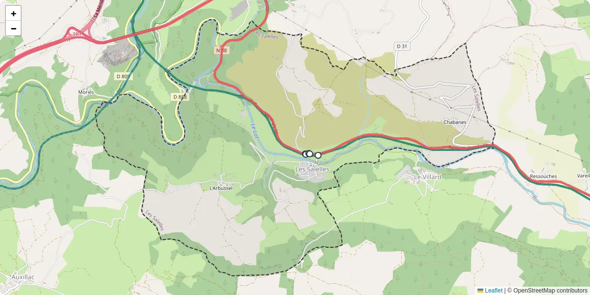 Carte du réseau de transport en commun à Les Salelles - lignes de bus et arrêts