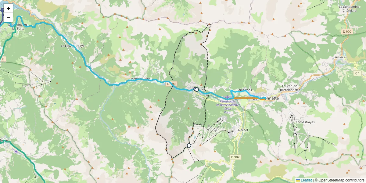 Carte du réseau de transport en commun à Les Thuiles - lignes de bus et arrêts