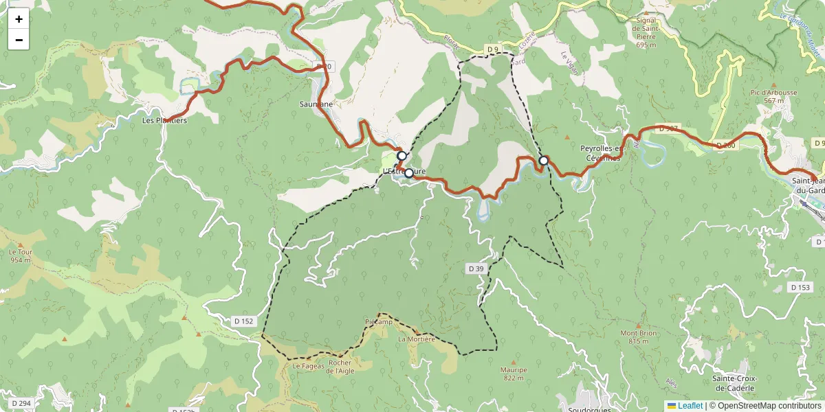 Carte du réseau de transport en commun à L'Estréchure - lignes de bus et arrêts