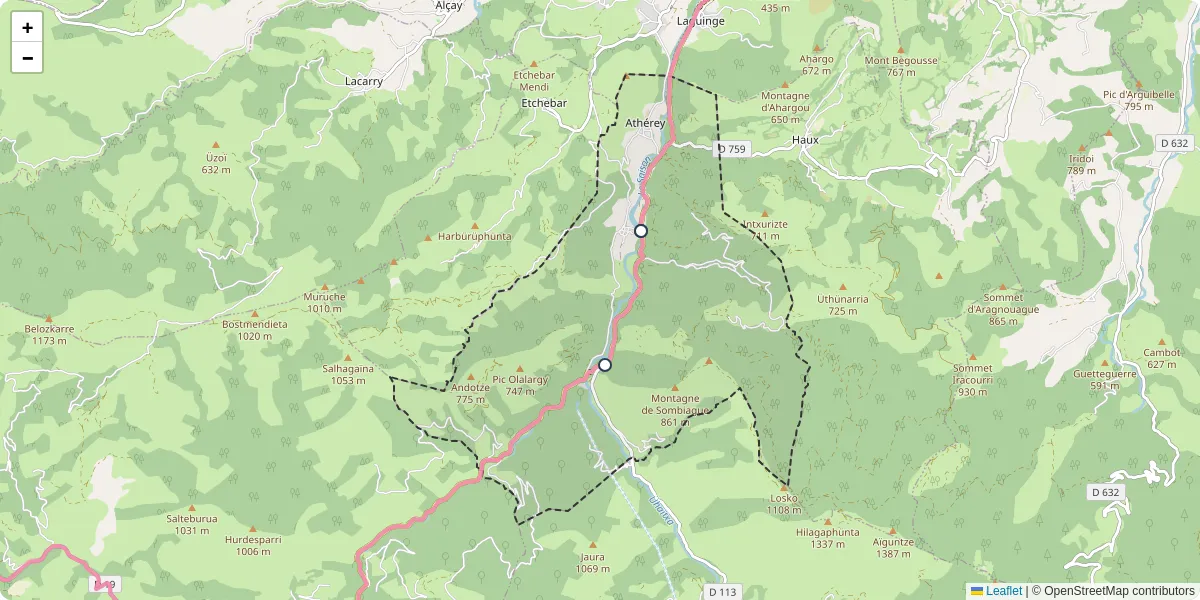 Carte du réseau de transport en commun à Licq-Athérey - lignes de bus et arrêts