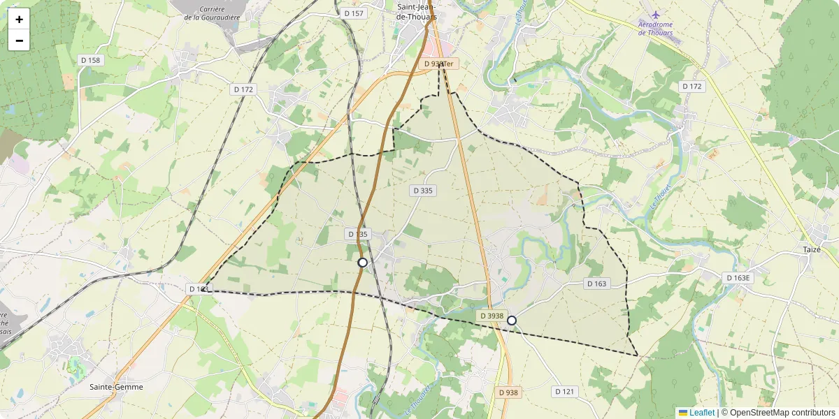 Carte du réseau de transport en commun à Luzay - lignes de bus et arrêts