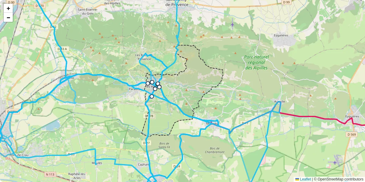 Carte du réseau de transport en commun à Maussane-les-Alpilles - lignes de bus et arrêts
