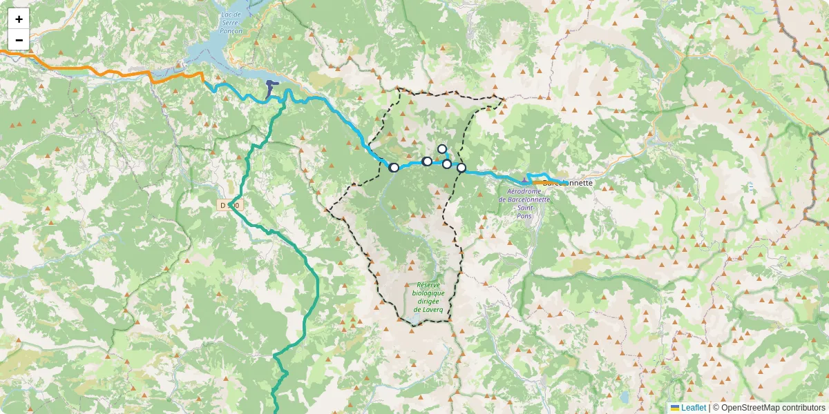 Carte du réseau de transport en commun à Méolans-Revel - lignes de bus et arrêts