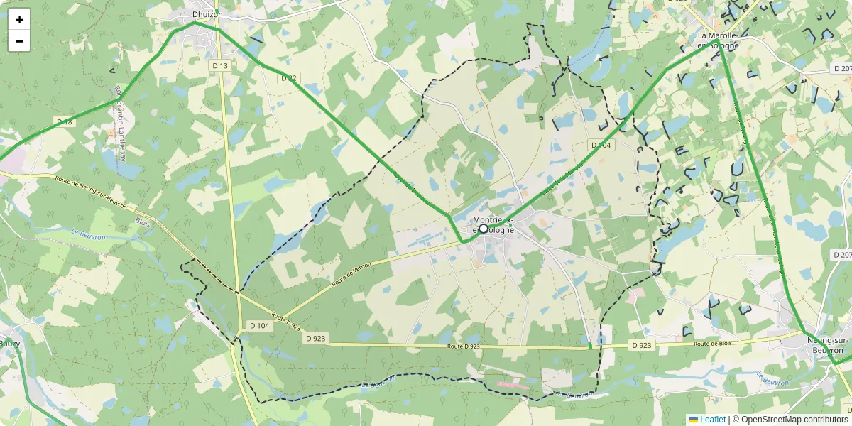 Carte du réseau de transport en commun à Montrieux-en-Sologne - lignes de bus et arrêts