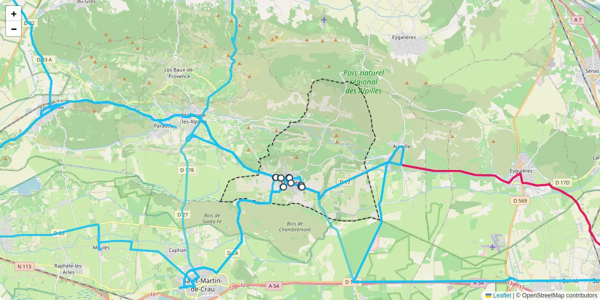 Carte du réseau de transport en commun à Mouriès - lignes de bus et arrêts