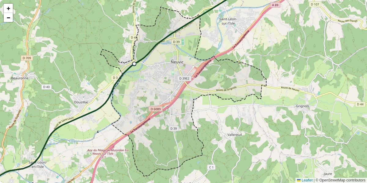Carte du réseau de transport en commun à Neuvic - lignes de bus et arrêts