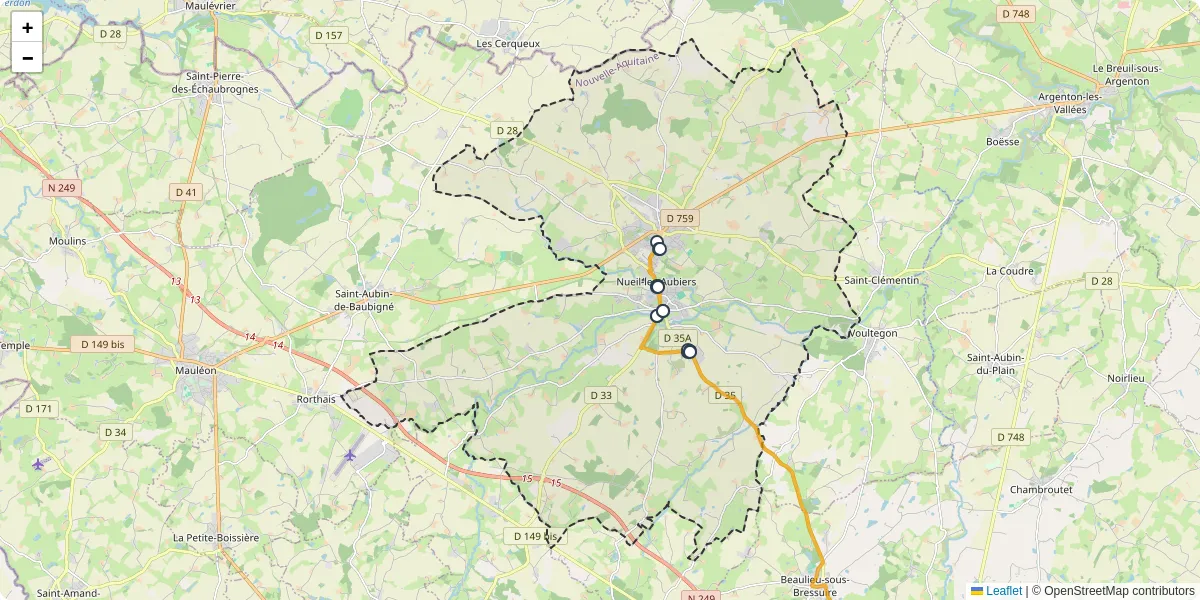 Carte du réseau de transport en commun à Nueil-les-Aubiers - lignes de bus et arrêts
