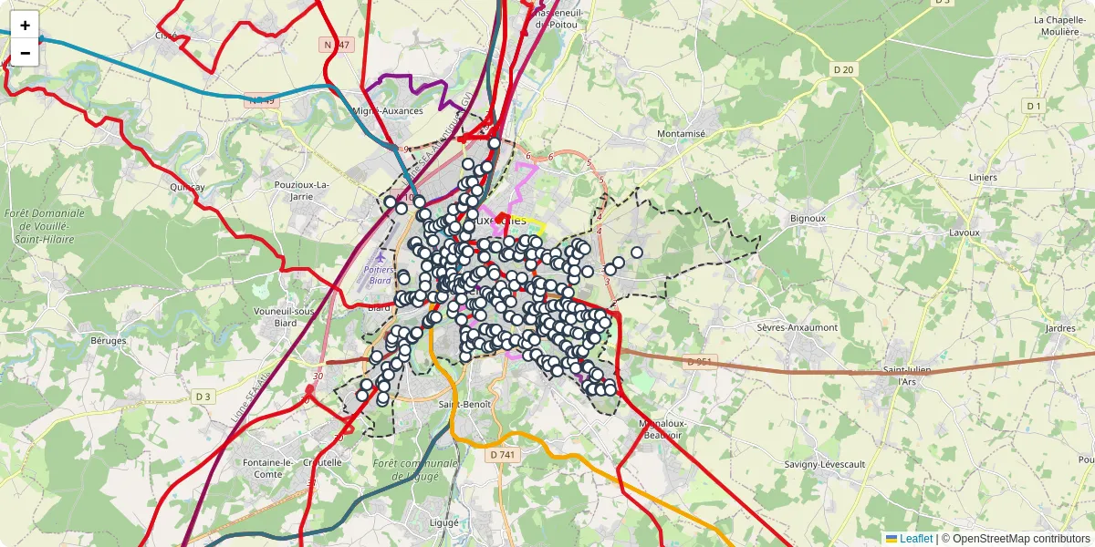 Carte du réseau de transport en commun à Poitiers - lignes de bus et arrêts