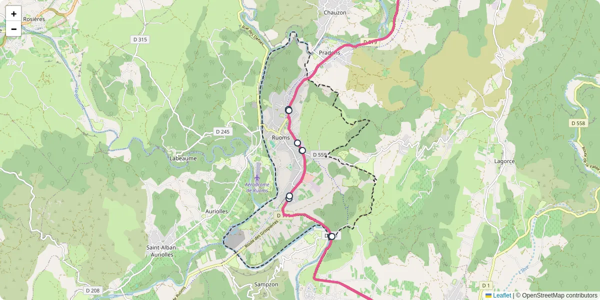 Carte du réseau de transport en commun à Ruoms - lignes de bus et arrêts