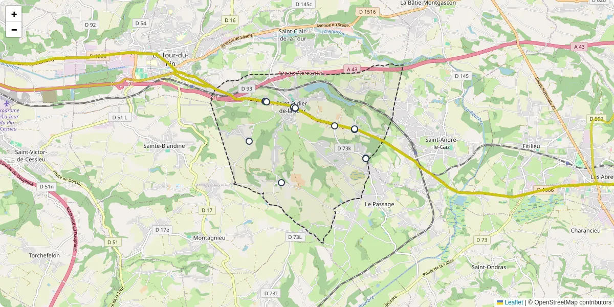 Carte du réseau de transport en commun à Saint-Didier-de-la-Tour - lignes de bus et arrêts