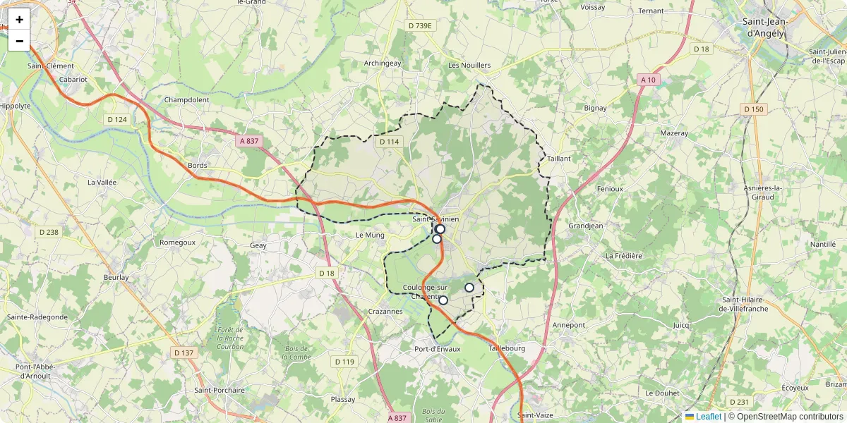 Carte du réseau de transport en commun à Saint-Savinien - lignes de bus et arrêts