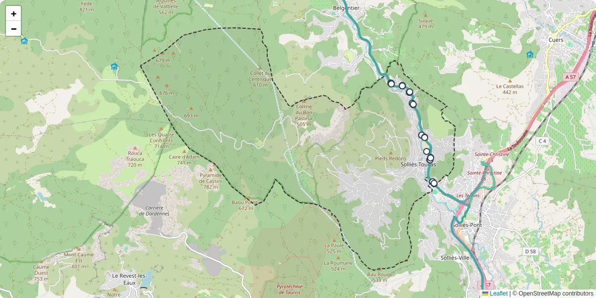 Carte du réseau de transport en commun à Solliès-Toucas - lignes de bus et arrêts