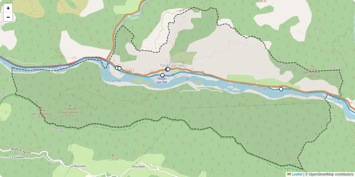 Carte du réseau de transport en commun à Touët-sur-Var - lignes de bus et arrêts