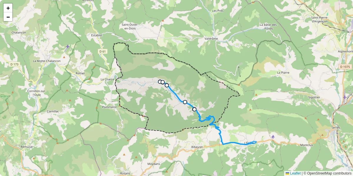 Carte du réseau de transport en commun à Valdoule - lignes de bus et arrêts