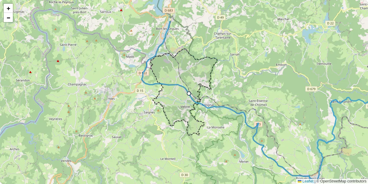 Carte du réseau de transport en commun à Vebret - lignes de bus et arrêts