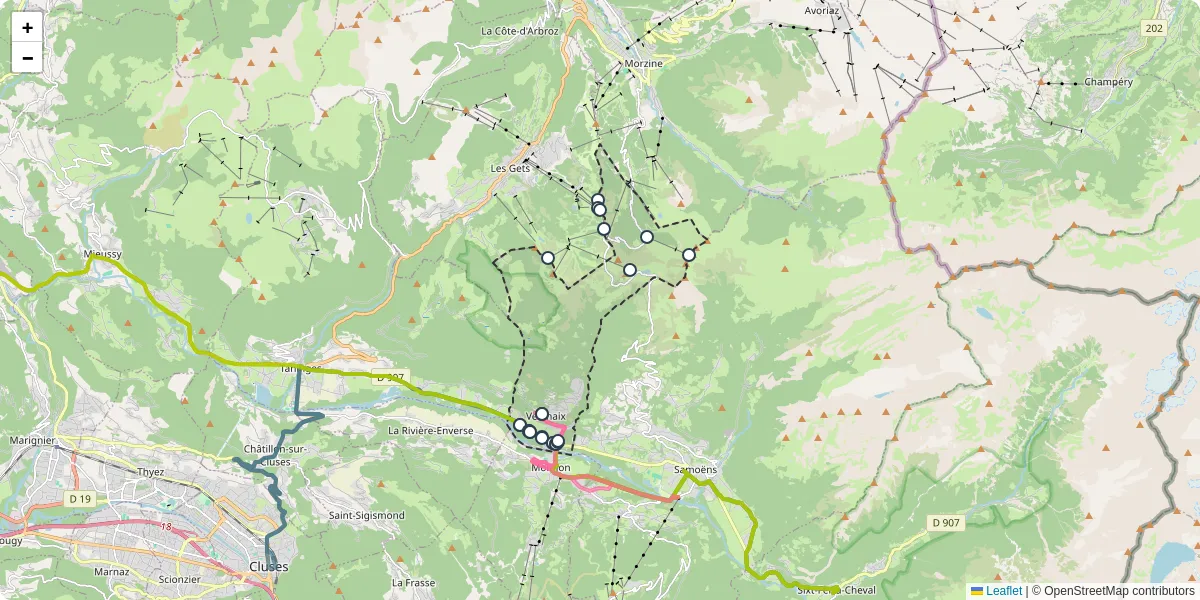Carte du réseau de transport en commun à Verchaix - lignes de bus et arrêts
