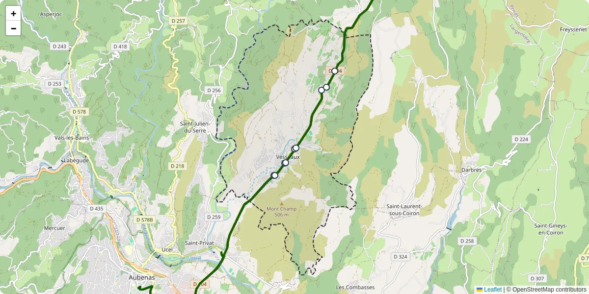 Carte du réseau de transport en commun à Vesseaux - lignes de bus et arrêts