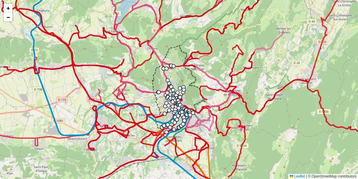 Carte du réseau de transport en commun à Voiron - lignes de bus et arrêts